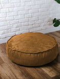 Cargar la imagen en la vista de la galería, Runder Sitzpuff aus Cord, perfekt für ein Kind - Komfort für Ihren Kleinen