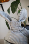 Bild in Galerie-Betrachter laden, Rabbit-Sessel – Weichheit, Stil und Freude in einem!