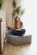 Bild in Galerie-Betrachter laden, Zweiteilige Klappmatratze mit Kopfstütze – Komfort, Stil und Vielseitigkeit in Ihrem Zuhause!