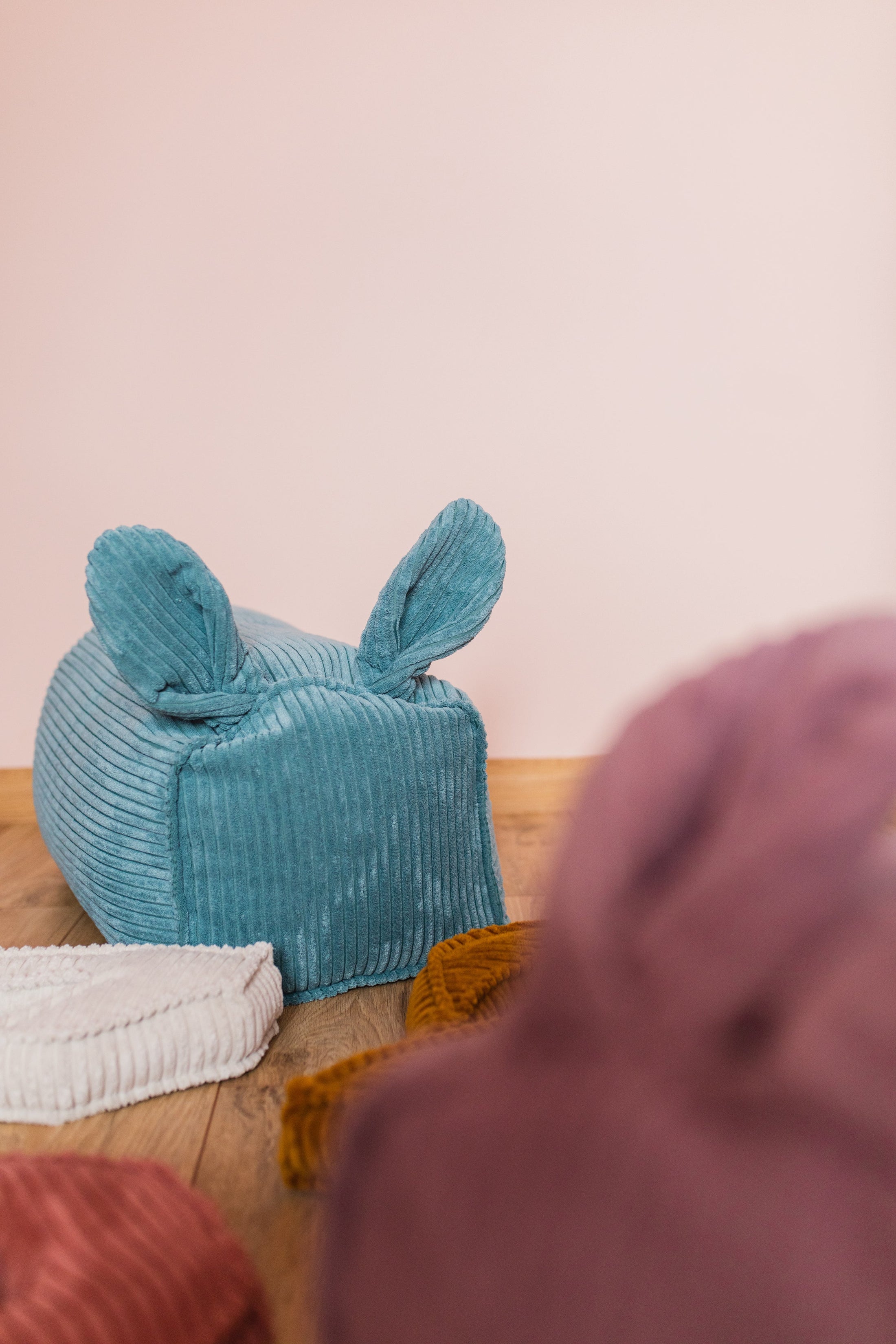 Ziegenbock Pouf – Weichheit und Spaß in einem!
