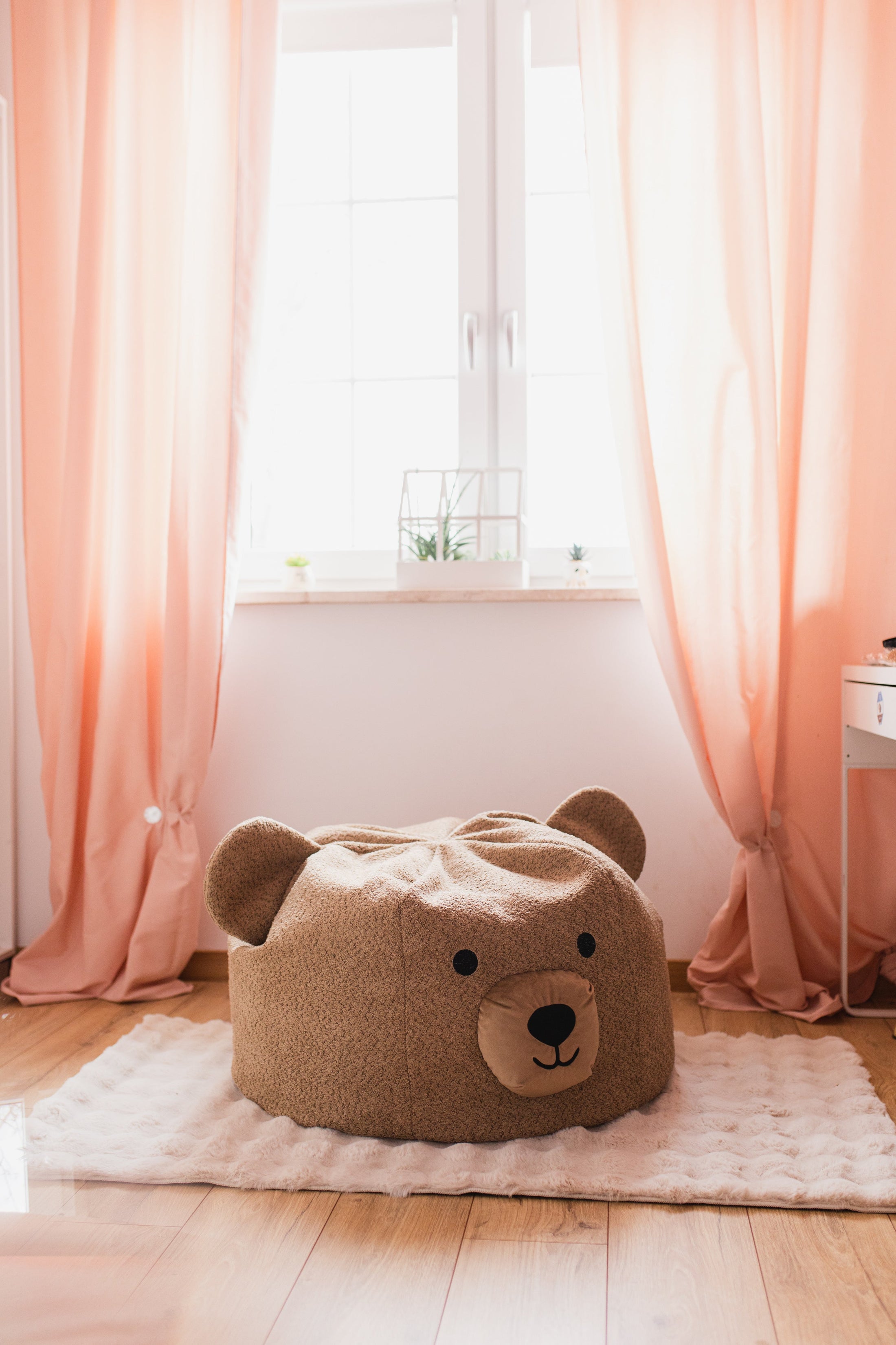 Pouf a forma di orso: il comodo amico del tuo bambino!