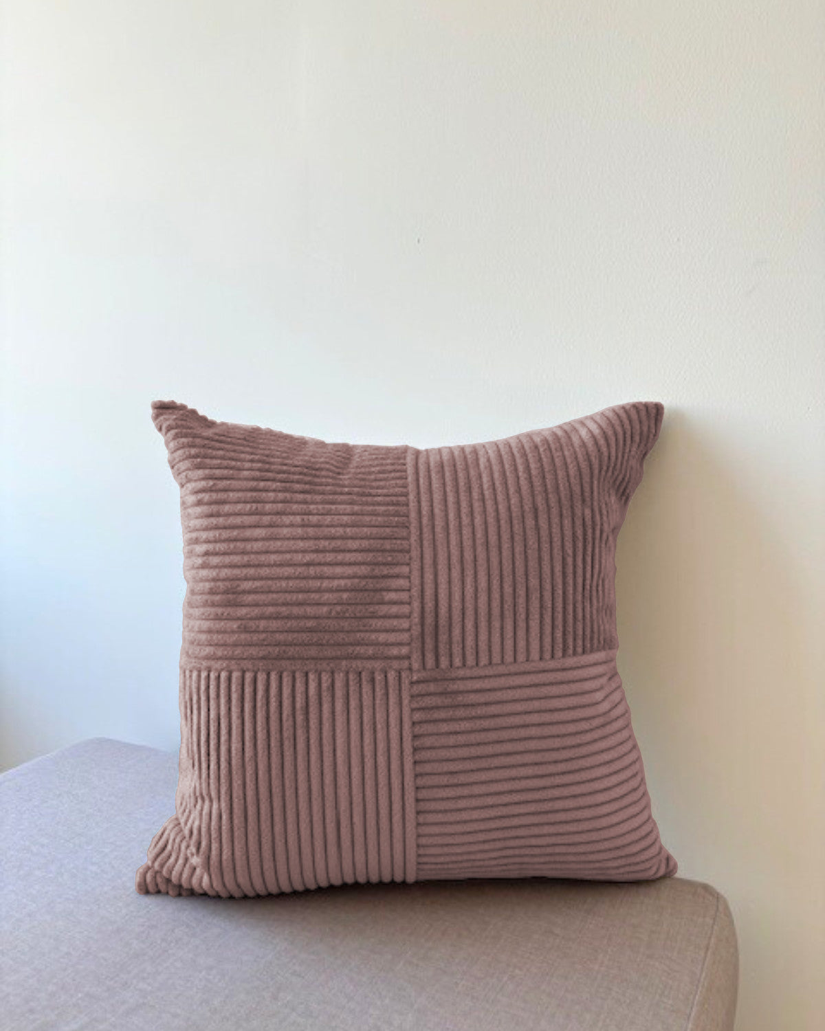 Dekokissen – Cord mit Schachbrettmuster