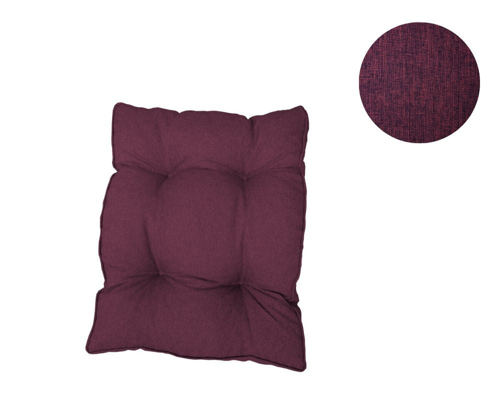 Cojines acolchados para muebles de ratán.