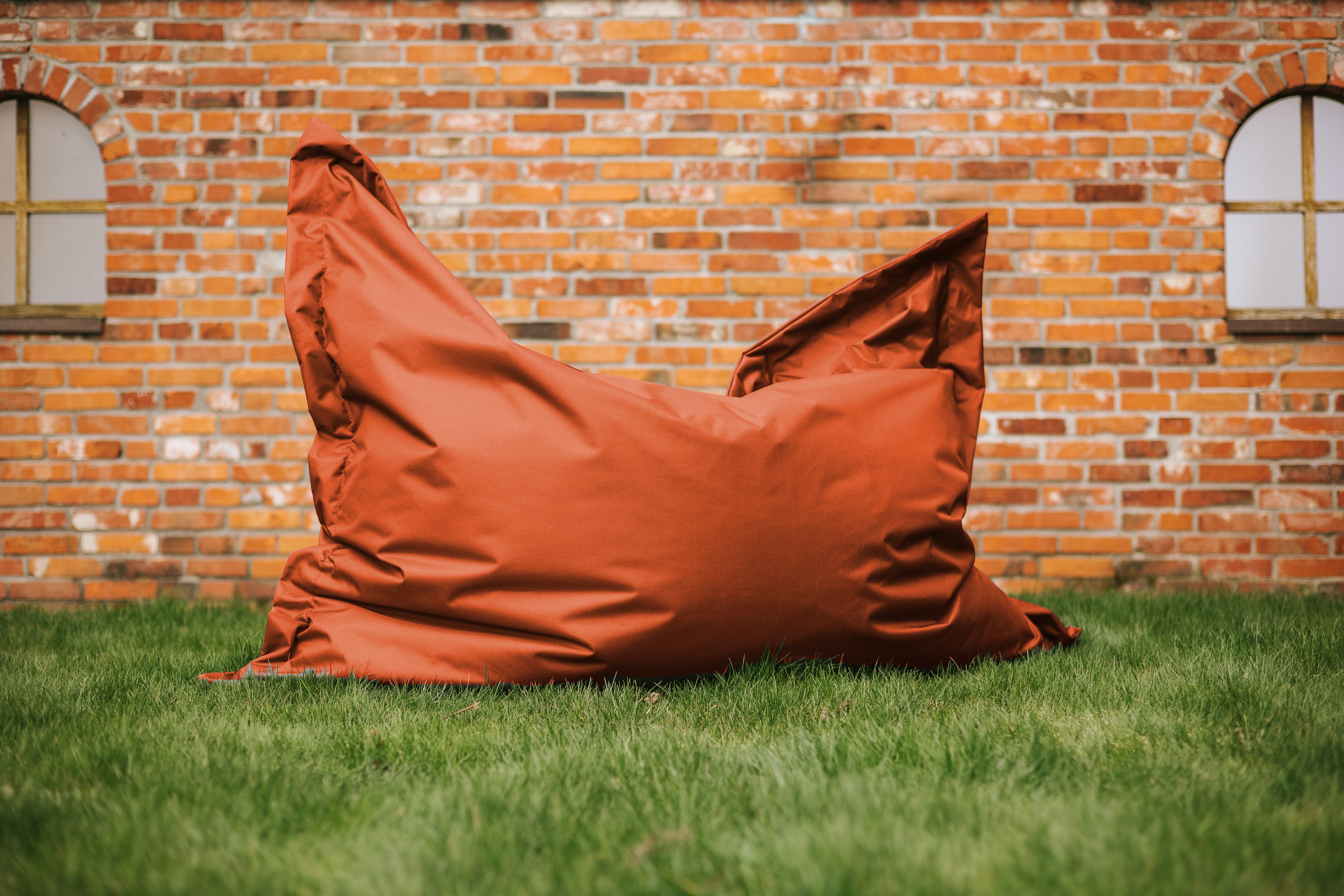 Pillow Perfect Sitzkissen Set – 2 Stück, Quadratisch 50x50 Cm, Rot, Für Drinnen & Draußen